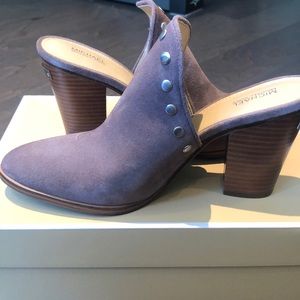 NIB Michael Kors louise mule suede. size 9.5/40.5